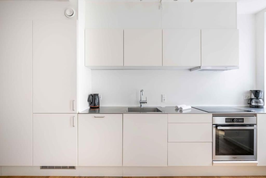 Spacious Double-Apartment For 10 In Cph City Center København Eksteriør bilde