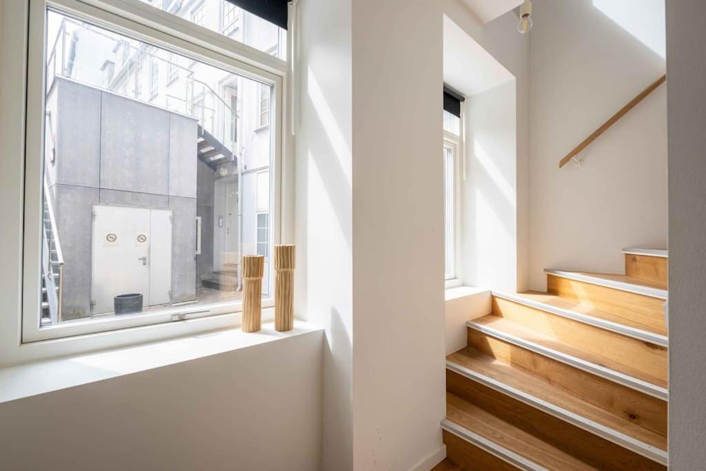 Spacious Double-Apartment For 10 In Cph City Center København Eksteriør bilde