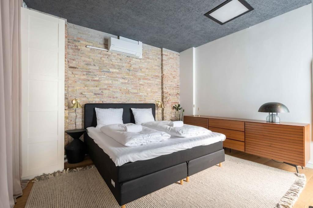 Spacious Double-Apartment For 10 In Cph City Center København Eksteriør bilde