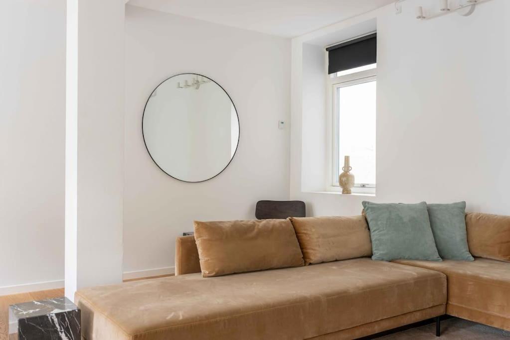 Spacious Double-Apartment For 10 In Cph City Center København Eksteriør bilde