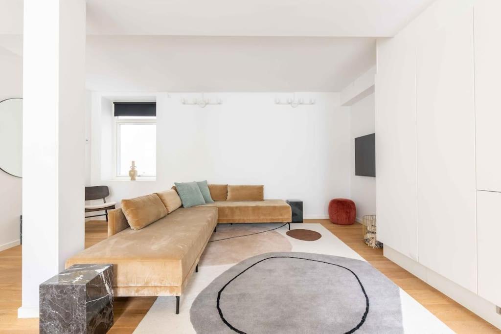 Spacious Double-Apartment For 10 In Cph City Center København Eksteriør bilde