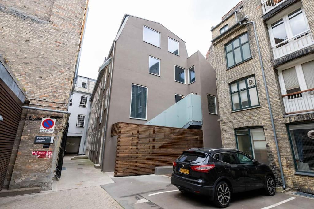 Spacious Double-Apartment For 10 In Cph City Center København Eksteriør bilde